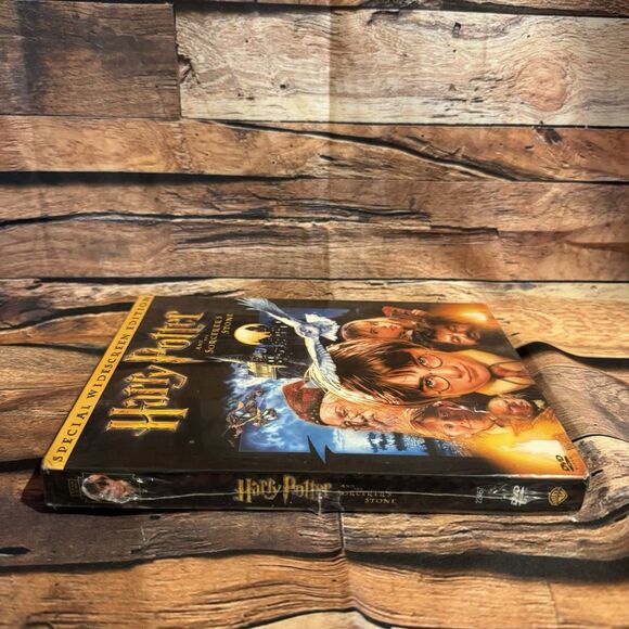 Harry Potter and the Sorcerer's Stone DVD Special Widescreen Edition Fantasy New - Picture 3 of 6